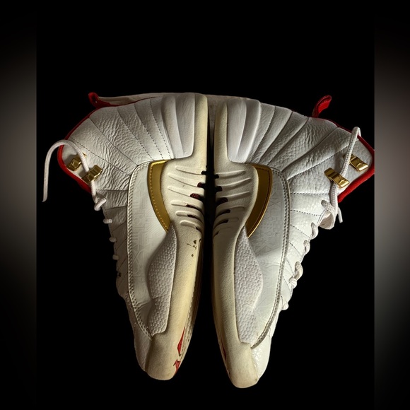 Youth Nike Air Jordan 12 Retro Fiba 130690-107 2019 White Red Metallic Gold - Picture 5 of 9